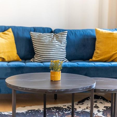 شقة *Neu* 2 Zi, Offene Kueche, Balkon بيرنا المظهر الخارجي الصورة